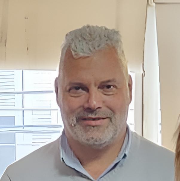 Sr. Luis Alejandro Molina